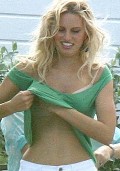 Karolina Kurkova nude in photoshoot