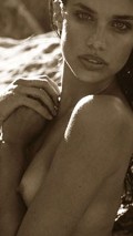 Sara Sampaio nude in Love