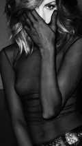 Dawn Olivieri in L'Optimum
