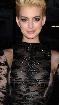 Anne Hathaway in Met Gala
