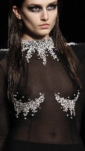 Andreea Diaconu in Catwalk