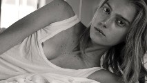 Sigrid Agren nude in Nip slip