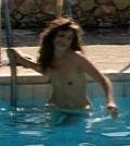 Jane Birkin nude in La moutarde me monte au nez