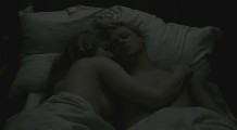 Julia Jentsch nude in Obsluhoval jsem anglického krále