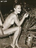 Julie Ordon nude in Glamour FR