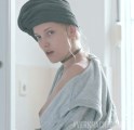 July Janssen nude in Verkracht of Niet?
