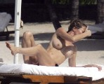 Karen Mulder nude in topless