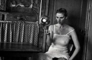 Lara Stone in photo shoot