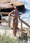 Layla Subritzky nude in topless