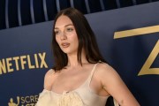 Maddie Ziegler in see  through