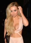Melissa Reeves nude in boob flash