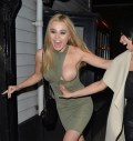 Melissa Reeves nude in boob flash