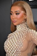 Nikita Dragun in see  through