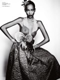 Anais Mali in V