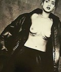 Rihanna nude in photo shoot