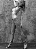 Romina Senesi nude in topless