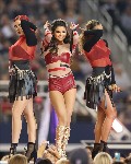 Selena Gomez in cameltoe