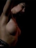 Silvia Fominaya nude in Rojo intenso