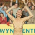 Simone Kern nude in Flitzer