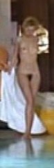 Sylvia Kristel nude in Un linceul n'a pas de poches