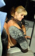 Kelly Osbourne in upskirt