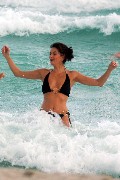 Teri Hatcher in bikini