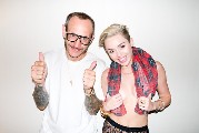 Miley Cyrus nude in photo shoot