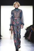 Sanne Vloet in see  through