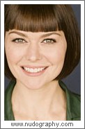 Anna Curtis
