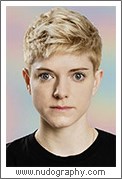 Mae Martin