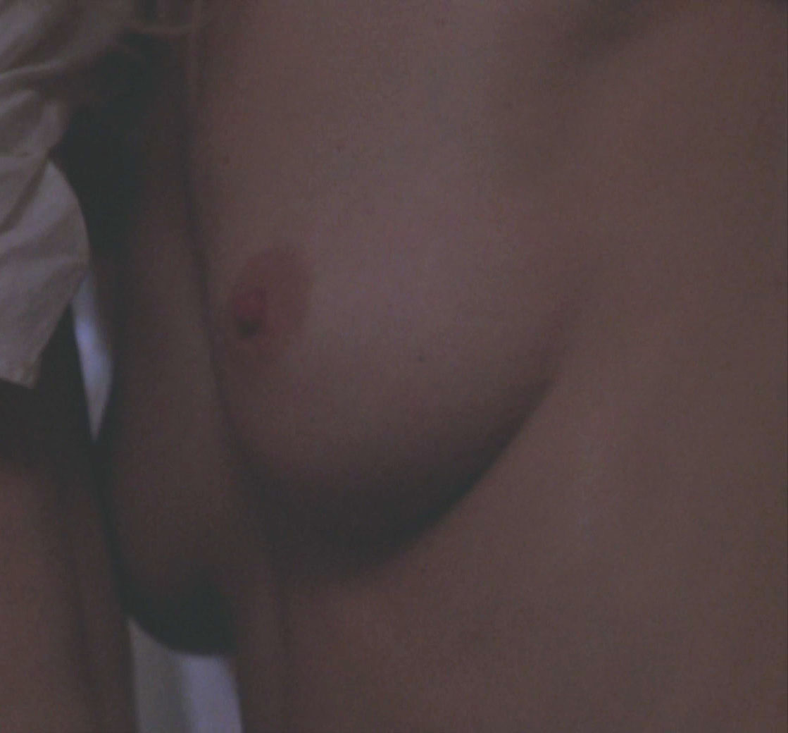 Nude Celebs in HD - Vera Farmiga & Ellen Barkin - picture - 2008_5/orig...