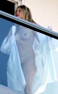 451x736, 52 KB, naomi_watts-nude-2009-02-002.jpg