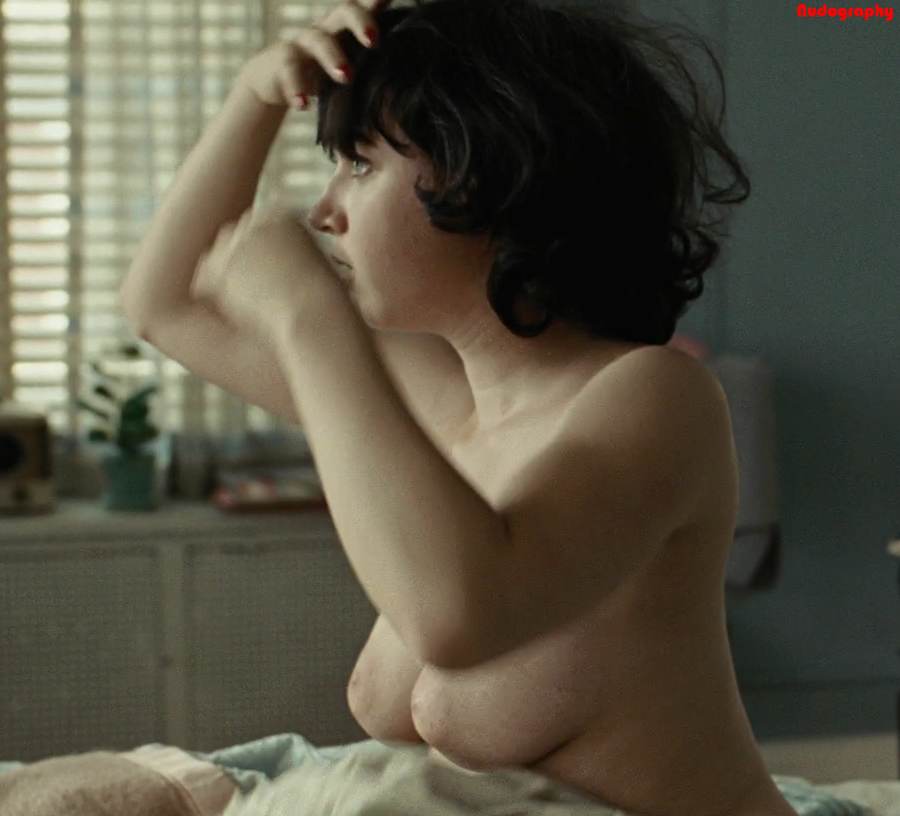 Nude Celebs in HD - Zoe Kazan - picture - 2009_6/original/zoe_kazan-Revol.....