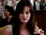 1024x768, 124 KB, alexis_bledel_post_grad-1080p-04.jpg