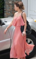 734x768, 68 KB, Kate_Beckinsale_-_Out_and_about_in_Los_Angeles-04a.jpg