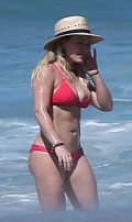 710x768, 50 KB, Hilary_Duff_-_Bikini_on_the_Beach_in_Mexico.jpg