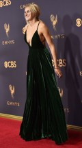 666x768, 61 KB, Shailene_Woodley_69th_Annual_Emmy_Awards_in_LA.jpg