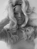 810x768, 106 KB, Rihanna_Nude_fragrance_outtakes_from_2012.jpg