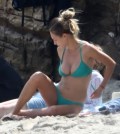 1024x768, 86 KB, Dylan_Penn_at_the_Beach_in_Malibu.jpg
