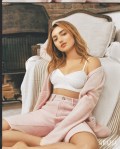 961x768, 109 KB, Peyton_Roi_List_pictorial_in_Grazia_magazine-01.jpg