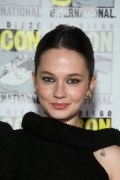 800x768, 60 KB, Cailee_Spaeny_Alien_Romulus_Panel_at_San_Diego_Comic-Con_1.jpg